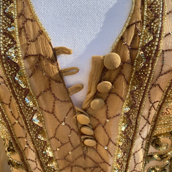 Stunning couture gold dress - Picture 10 of 11